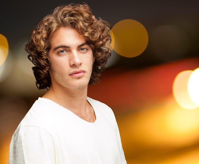 curly messy hairstyles for men