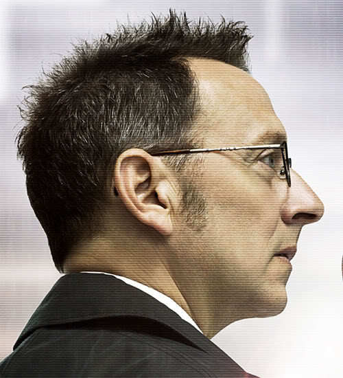 Photo of Michael Emerson spiky hairstyle in the television series Person of Interest.