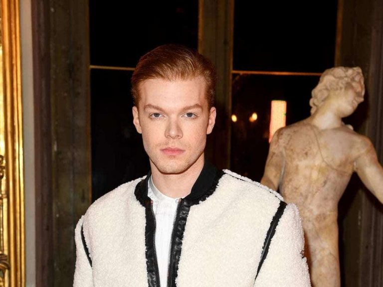 popular red haired actors