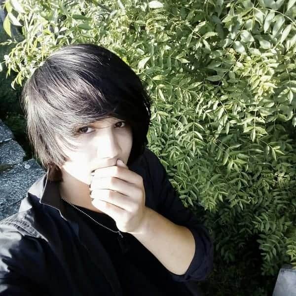 short emo hairstyles for boy teenager (1)