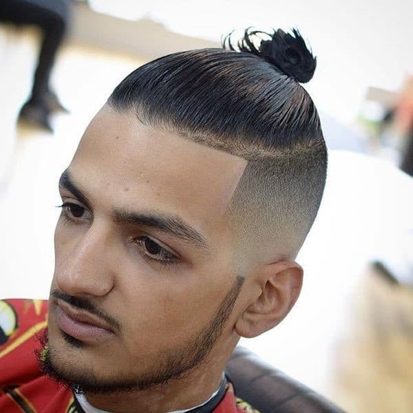 20 Best Top Knot Hairstyles for Men (2024 Trends)