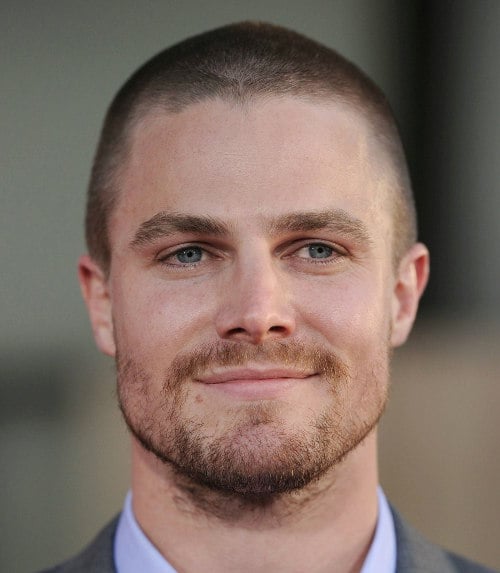 stephen-amell-buzz-cut