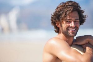 7 Coolest Surfer Hairstyles That Rock