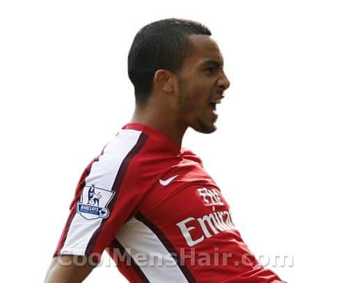 Image of the side view of Theo Walcott hair.