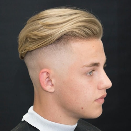 blad fade undercut with comb over for men