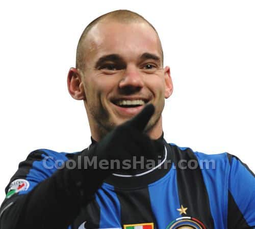 Photo of Wesley Sneijder buzz cut hairstyle.