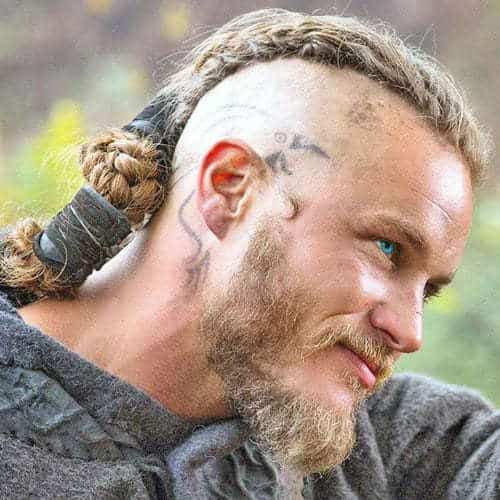 viking braid hairstyle for white men